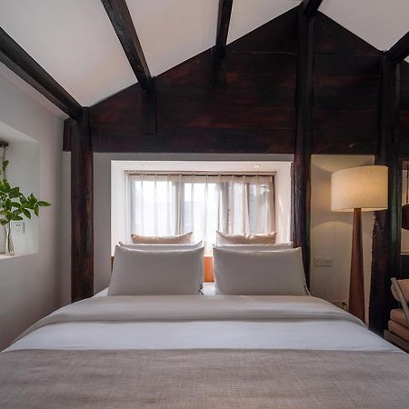 The Bivou Lijiang Hotel Lijiang  Buitenkant foto