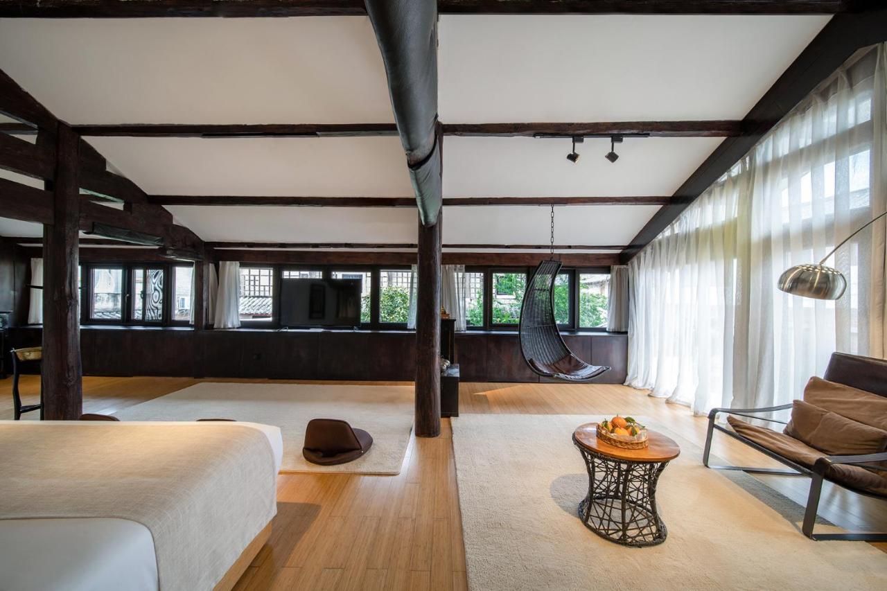 The Bivou Lijiang Hotel Lijiang  Buitenkant foto