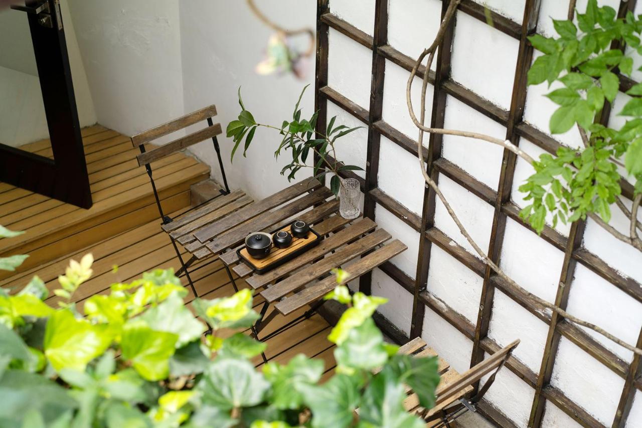 The Bivou Lijiang Hotel Lijiang  Buitenkant foto