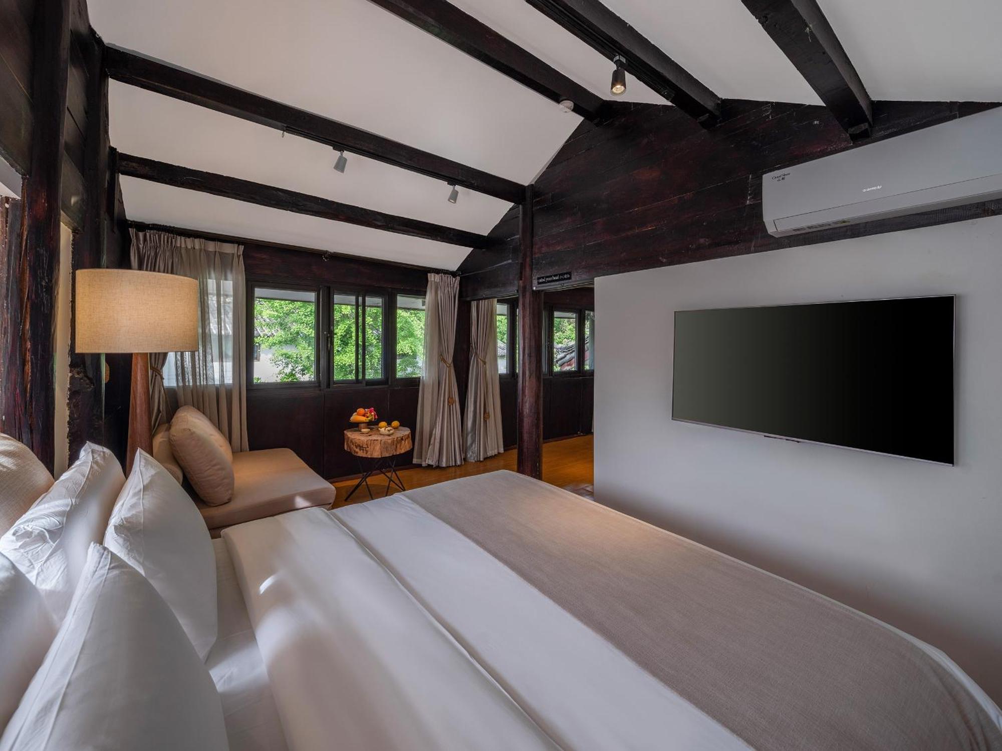 The Bivou Lijiang Hotel Lijiang  Buitenkant foto